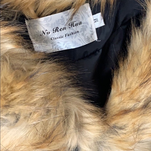 black jacket - Picture 2 of 5